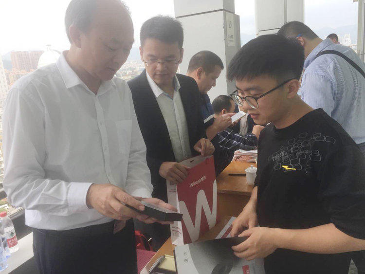 贏勝節(jié)能 橡塑保溫材料 class0 class1 復合橡塑保溫材料 橡塑保溫管 橡塑保溫板 外墻保溫 殼寶U-PVC管道外護 玻璃棉 愛耳聲學 隔聲降噪材料 